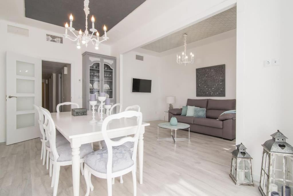 Appartamento Near Fcb Stadium Up To 8 One Car Free Parking *