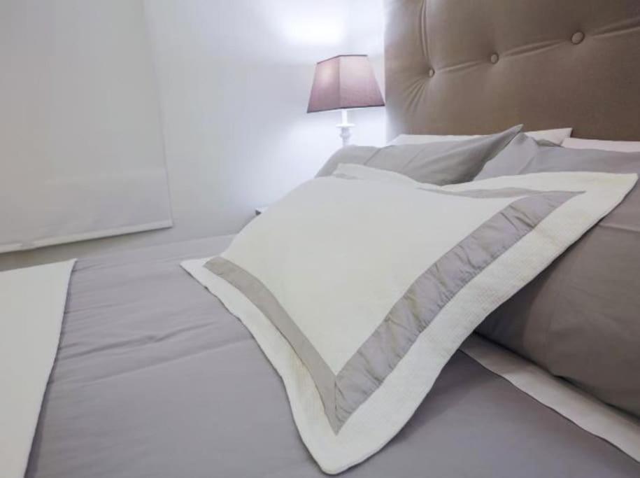 Near Fcb Stadium Up To 8 One Car Free Parking * Barcellona