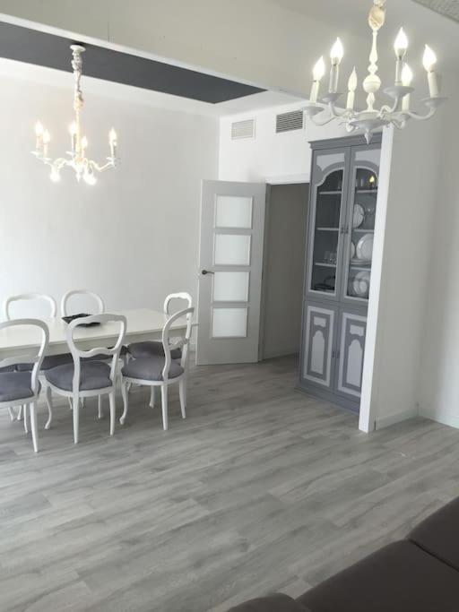 Near Fcb Stadium Up To 8 One Car Free Parking Apartamento *