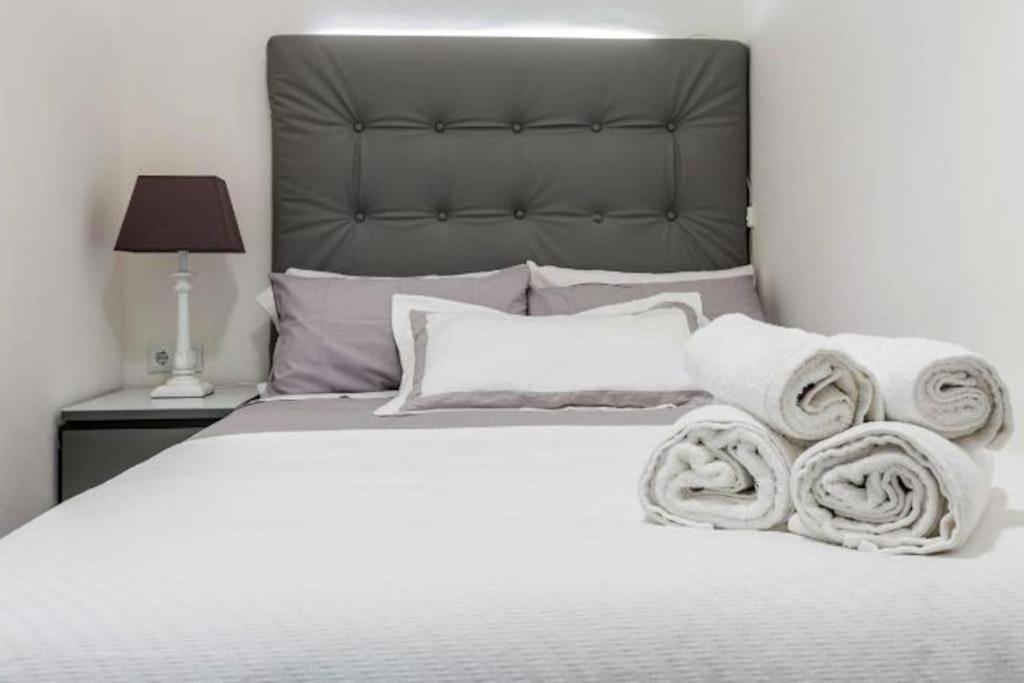 Near Fcb Stadium Up To 8 One Car Free Parking Apartamento